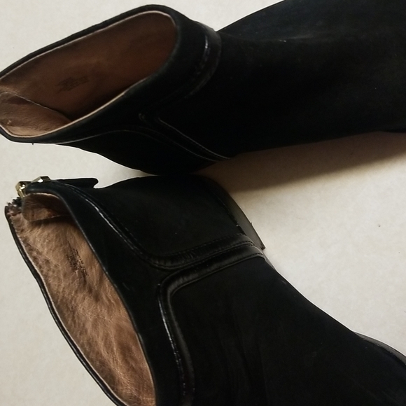 Louise Et Cie Zakiria Black Suede Ankle Boots Booties Boho Leather Lined Size 8 - Picture 2 of 11